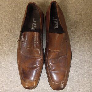 Beautiful leather loafer with a rubber sole by J75 size 12